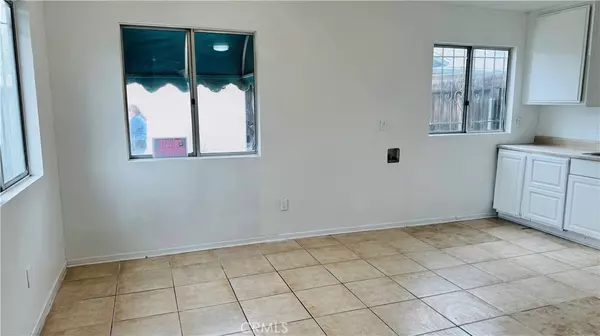 San Jacinto, CA 92583,221 E Mead ST