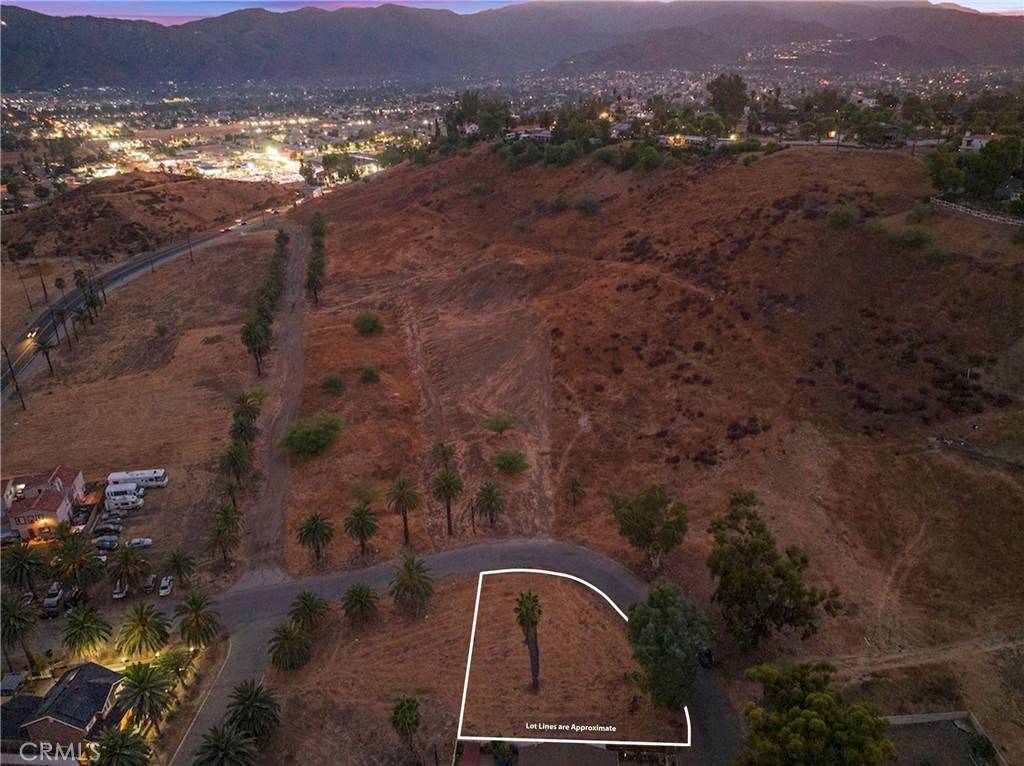 Lake Elsinore, CA 92530,0 McBride AVE