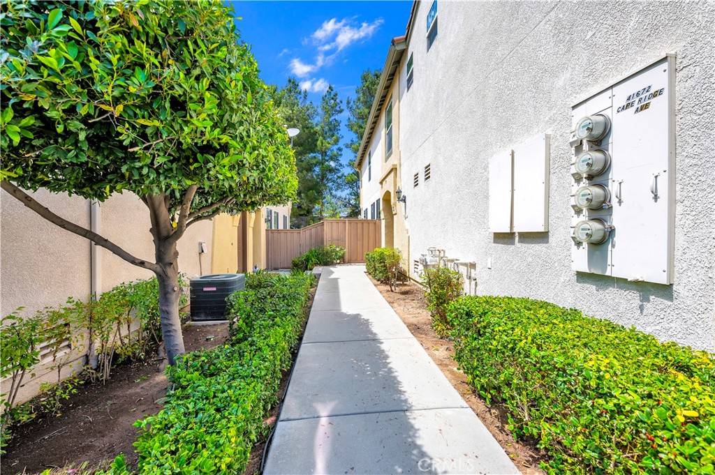 Murrieta, CA 92562,41672 Cape Ridge AVE #3