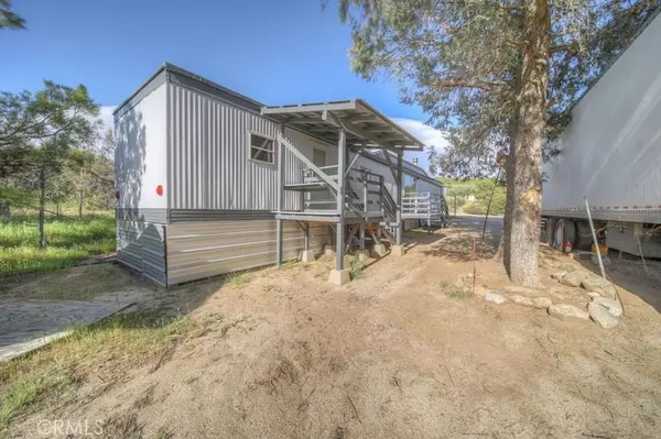 Anza, CA 92539,39615 Meyers LN