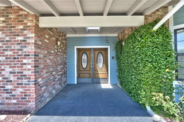 Fallbrook, CA 92028,3456 Los Sicomoros LN
