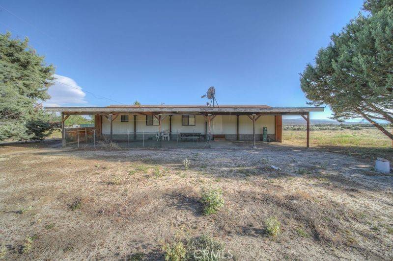 Anza, CA 92539,57590 Benton WAY