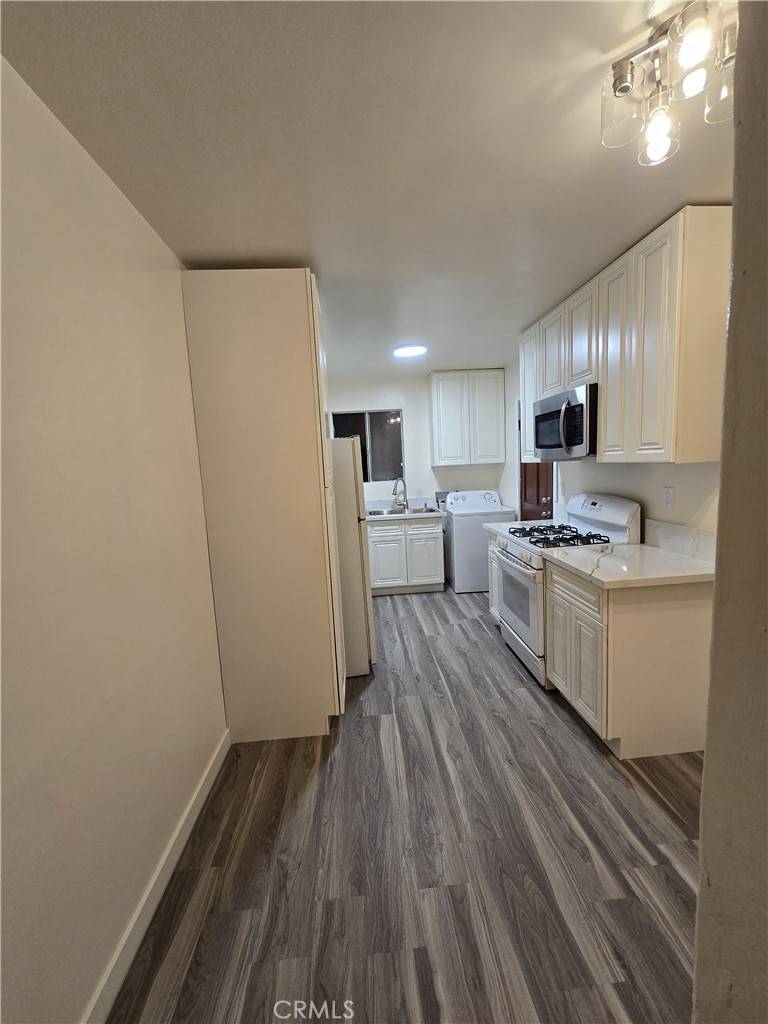 Pico Rivera, CA 90660,9412 HANEY ST