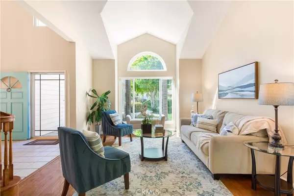 Riverside, CA 92503,16562 Orangewind LN