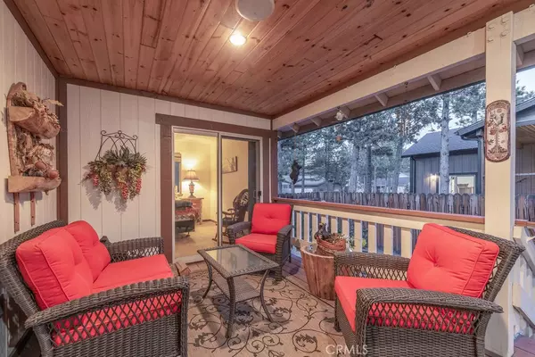 Big Bear City, CA 92314,320 Eider DR