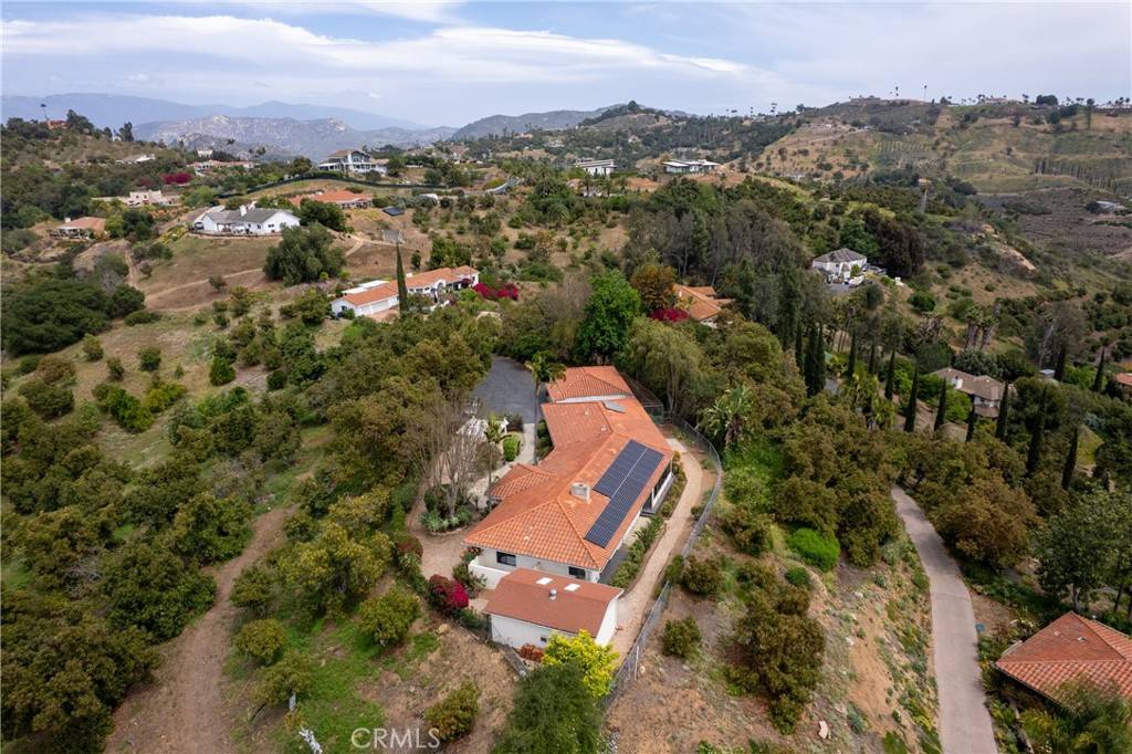 Fallbrook, CA 92028,2918 Los Campos DR