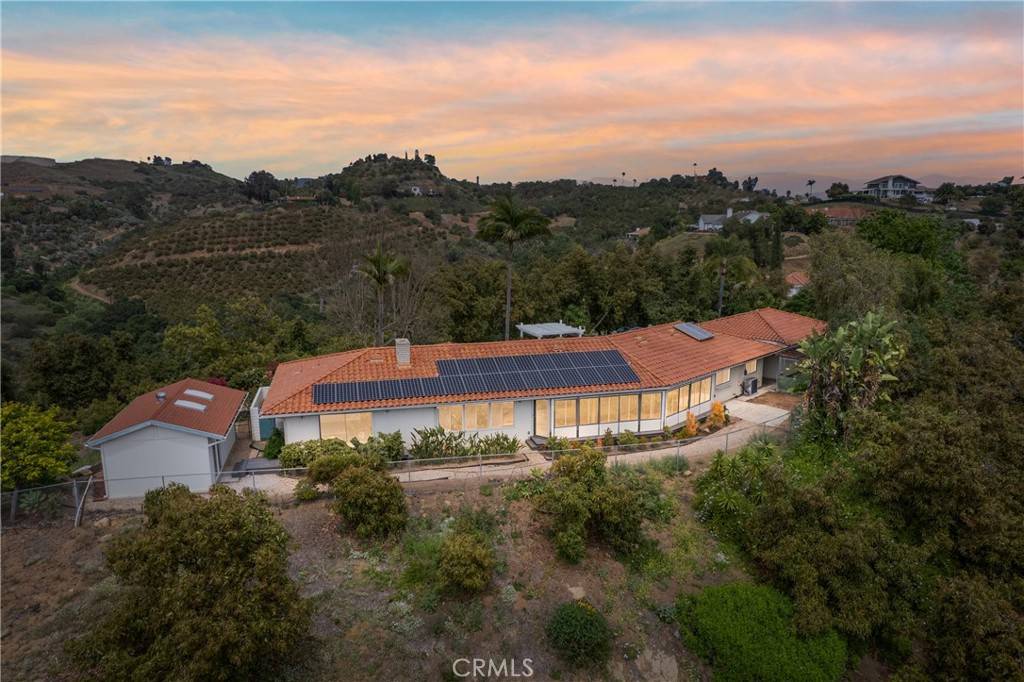 2918 Los Campos DR, Fallbrook, CA 92028