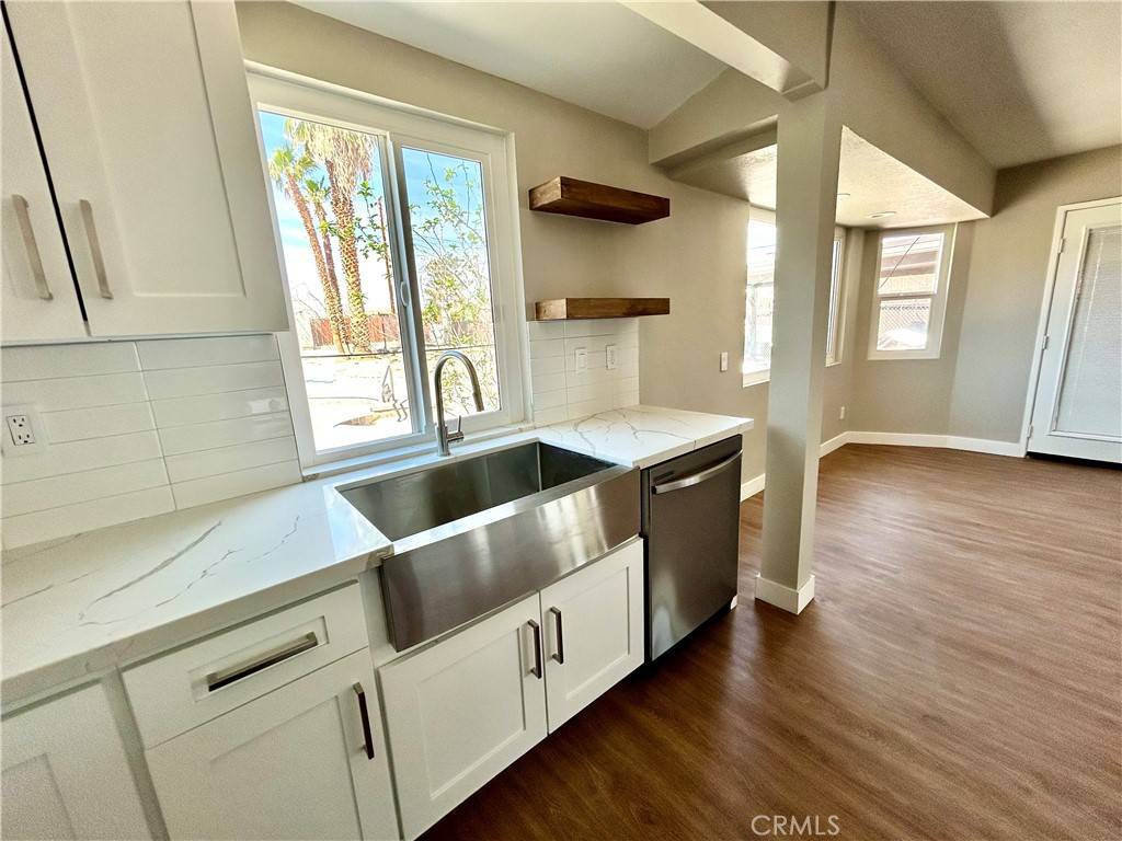 29 Palms, CA 92277,6698 Mesquite DR