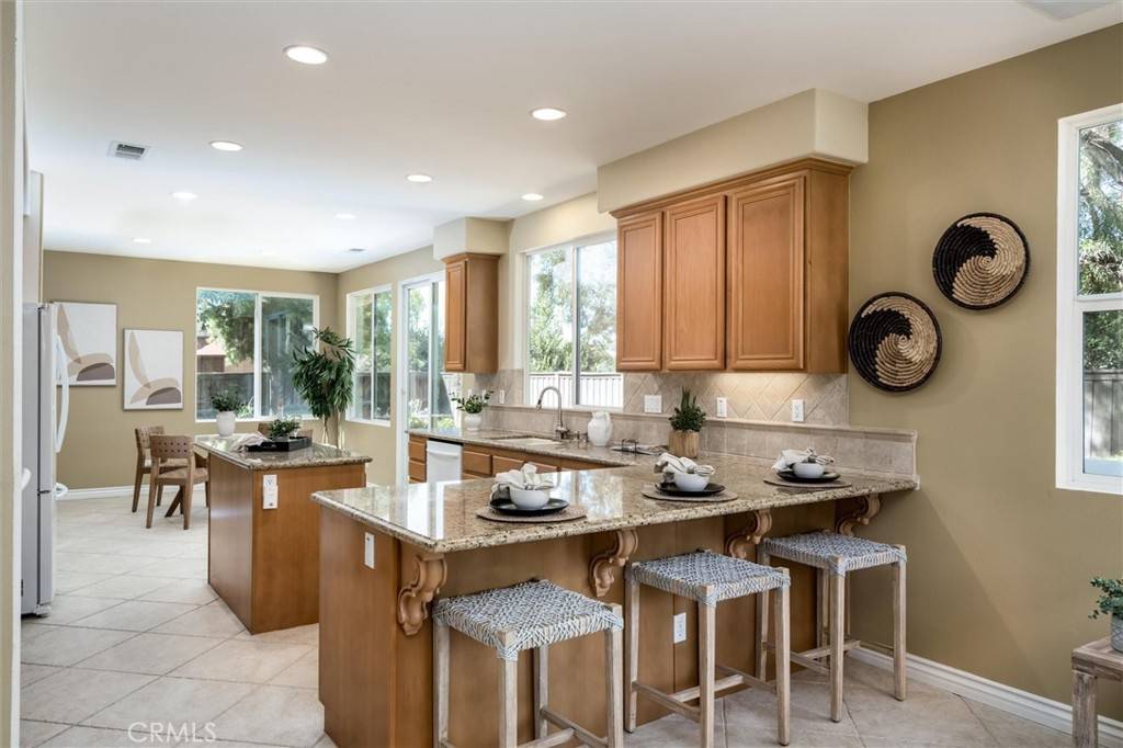 44035 Cindy CIR, Temecula, CA 92592
