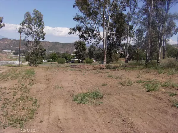 Winchester, CA 92596,32595 Newport RD