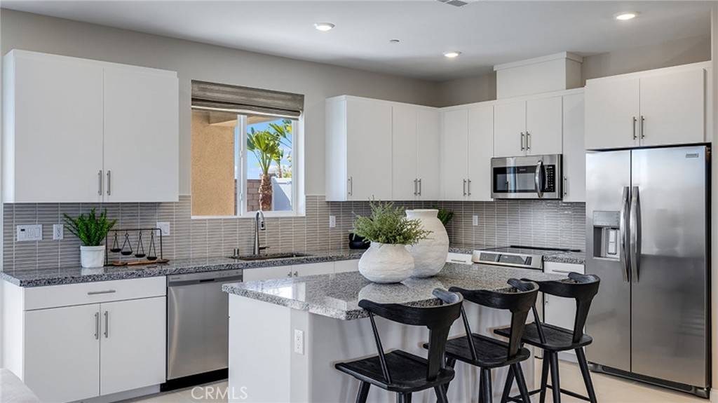 62439 Highwing ST, Desert Hot Springs, CA 92240