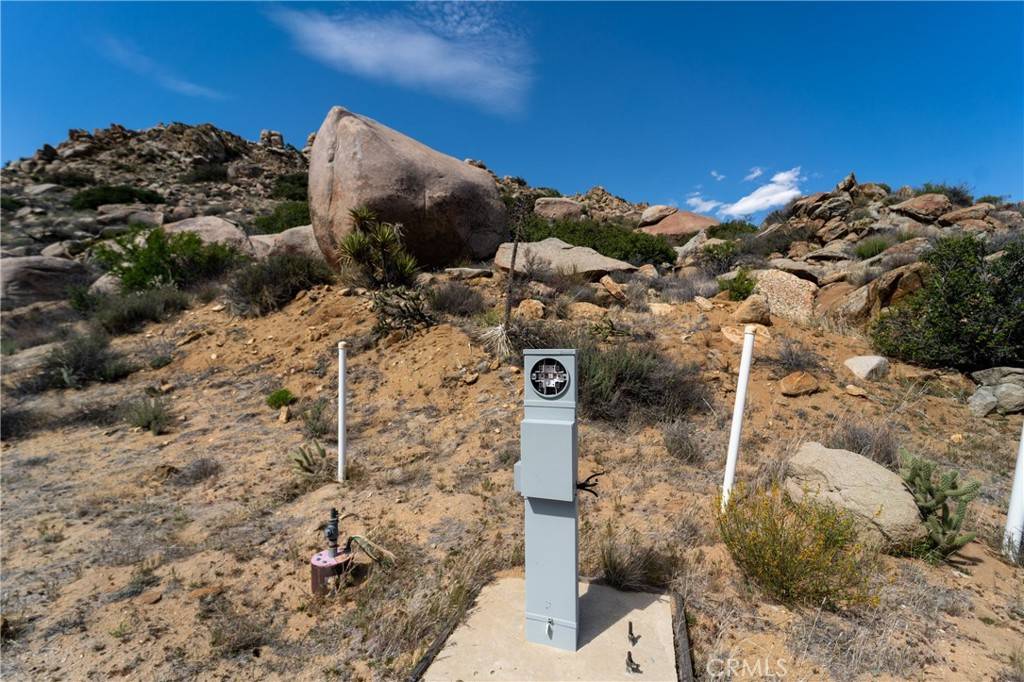 Anza, CA 92539,62582 Bear Track CT
