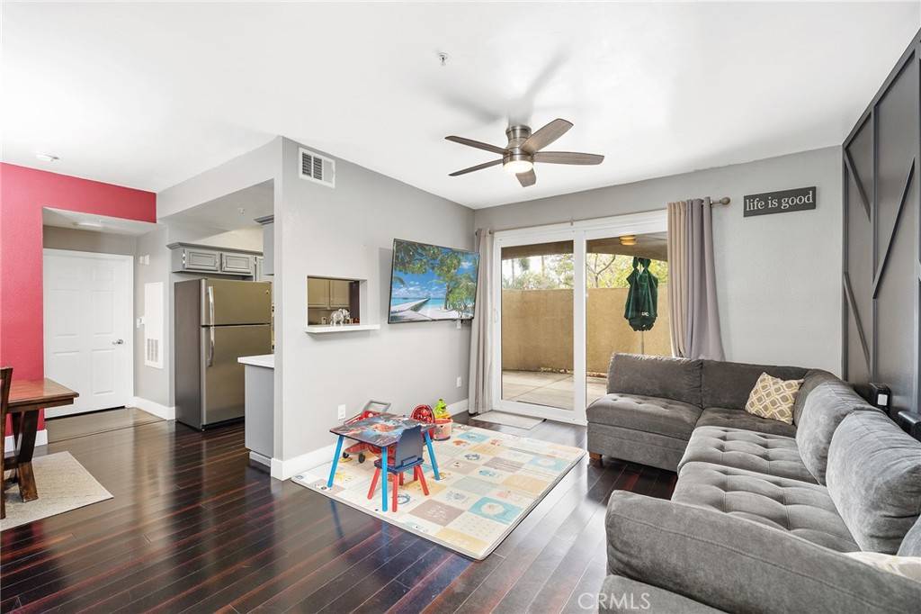 Riverside, CA 92507,375 Central AVE #196