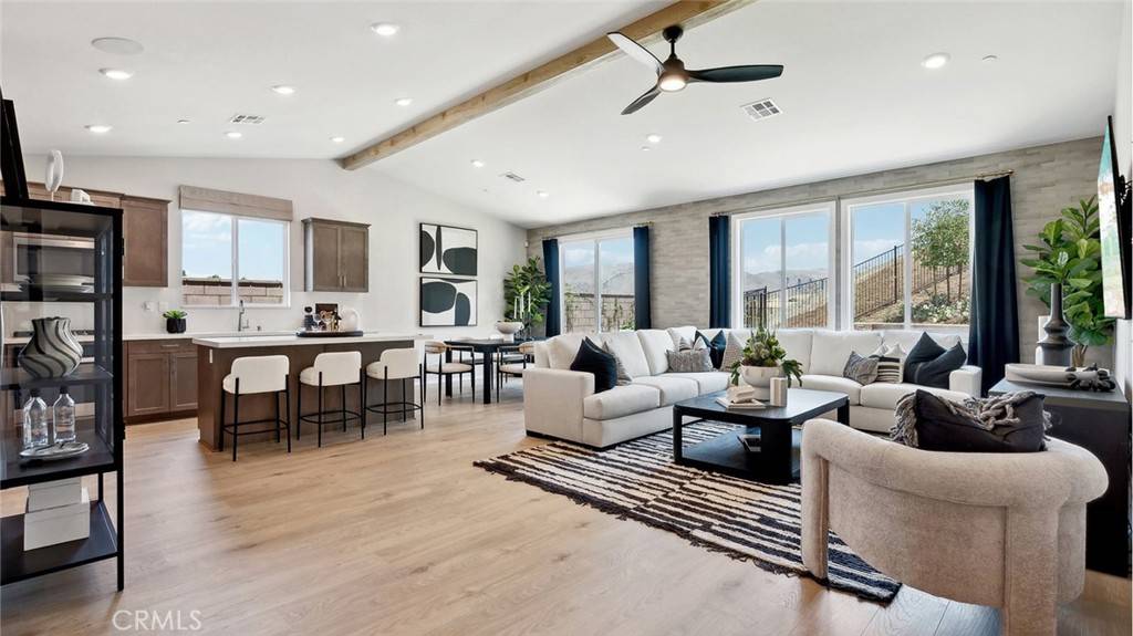 Corona, CA 92883,26294 Moorpark CT