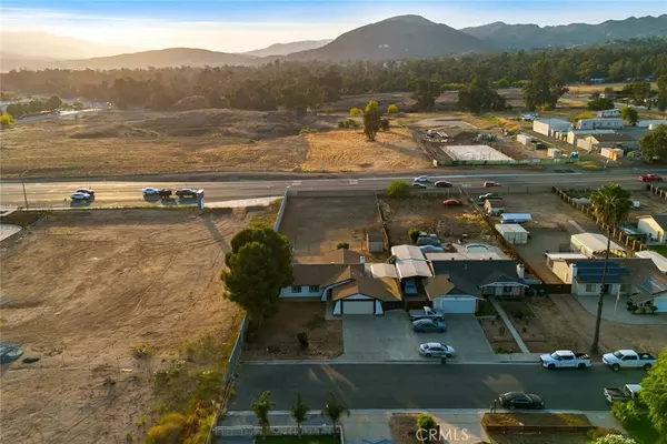 Lake Elsinore, CA 92532,29247 Allan ST