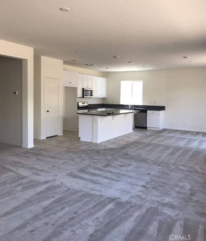 San Jacinto, CA 92582,312 Pomegranate ST
