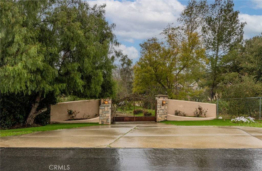 Temecula, CA 92590,45975 Sandia Creek Dr DR