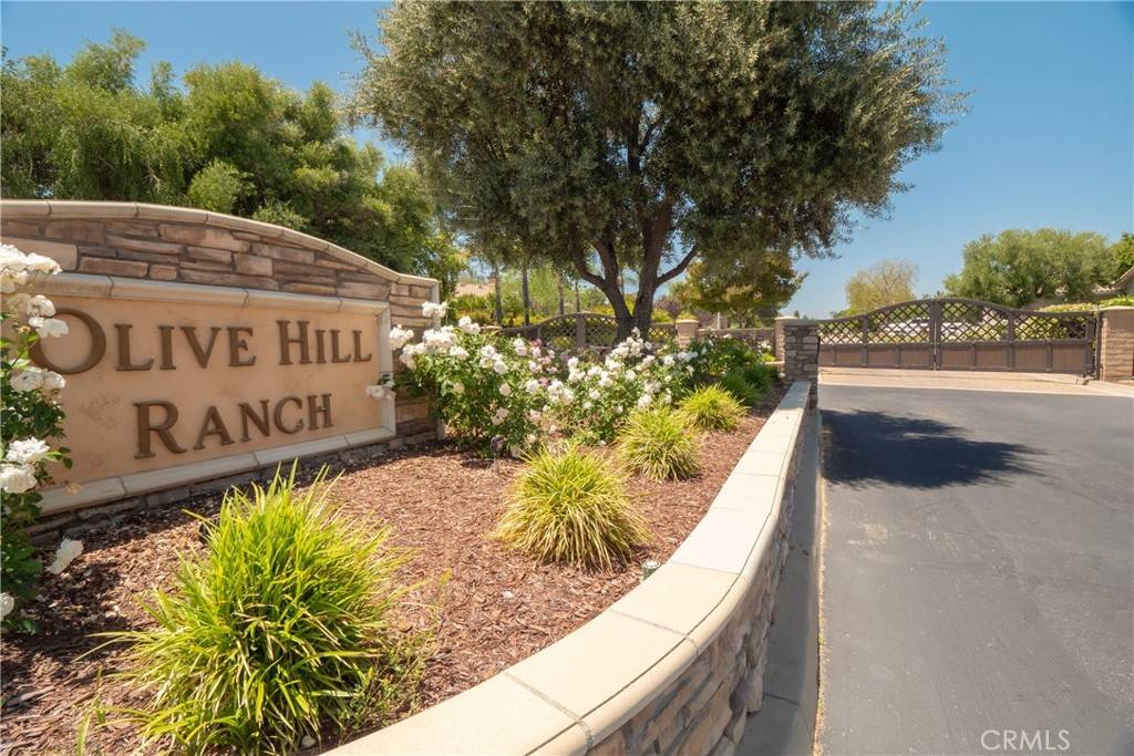 Murrieta, CA 92562,42926 Joshua Tree CT