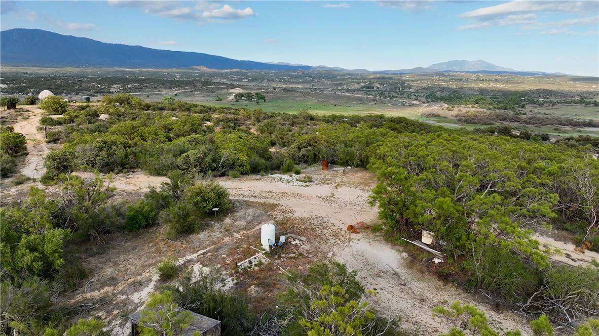 Anza, CA 92539,4 Indian RD