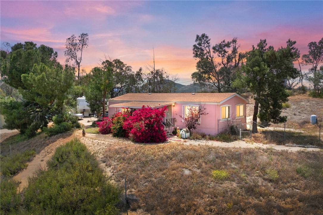 32855 Debon ST, Menifee, CA 92584
