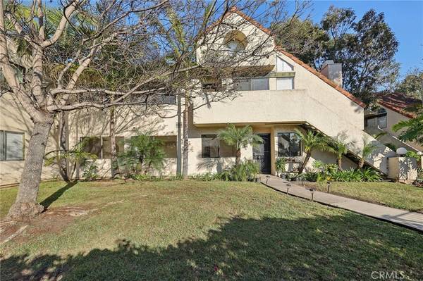 Vista, CA 92083,383 N Melrose DR #G