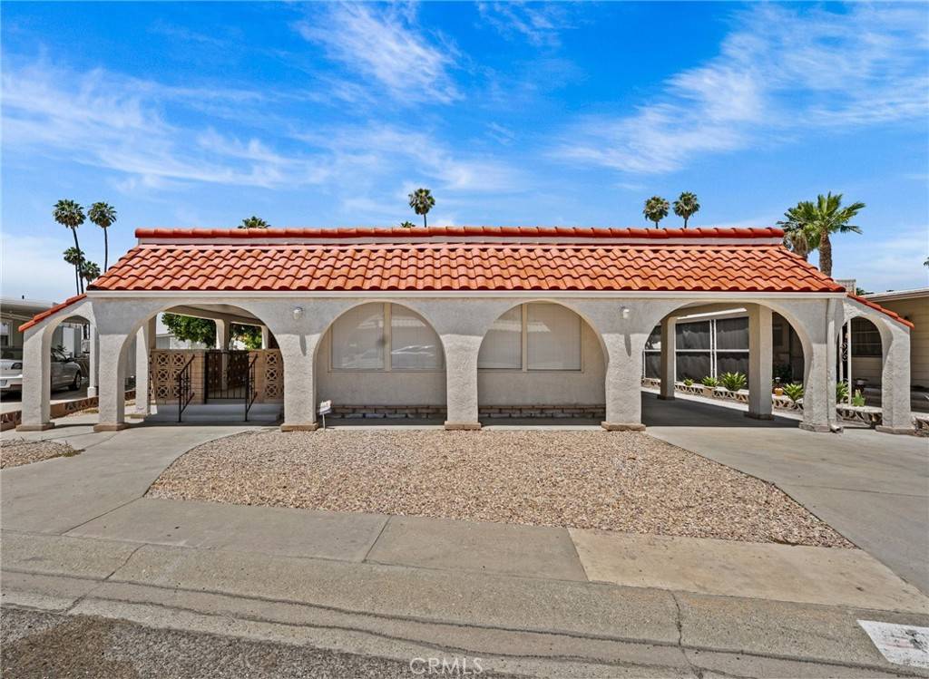 560 Santa Clara CIR, Hemet, CA 92543