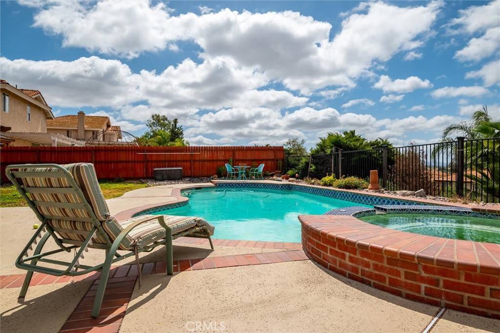 Murrieta, CA 92563,39680 Glenwood CT