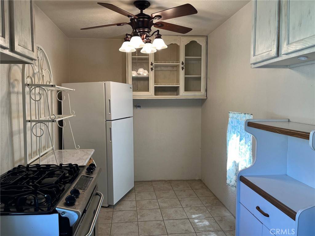 Lake Elsinore, CA 92530,16300 Grand AVE #C