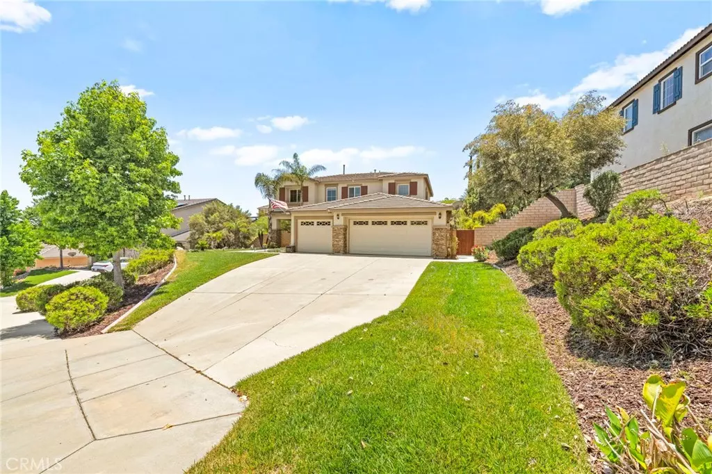 Lake Elsinore, CA 92530,29249 Gateway DR