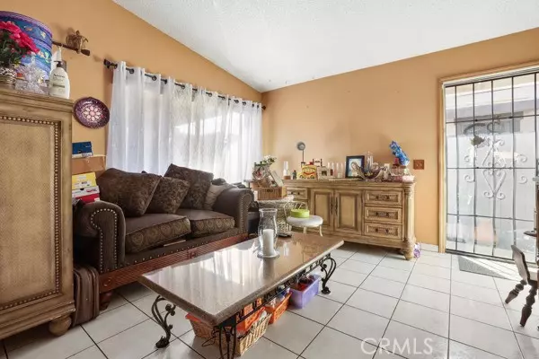 Lake Elsinore, CA 92530,3805 Eisenhower DR