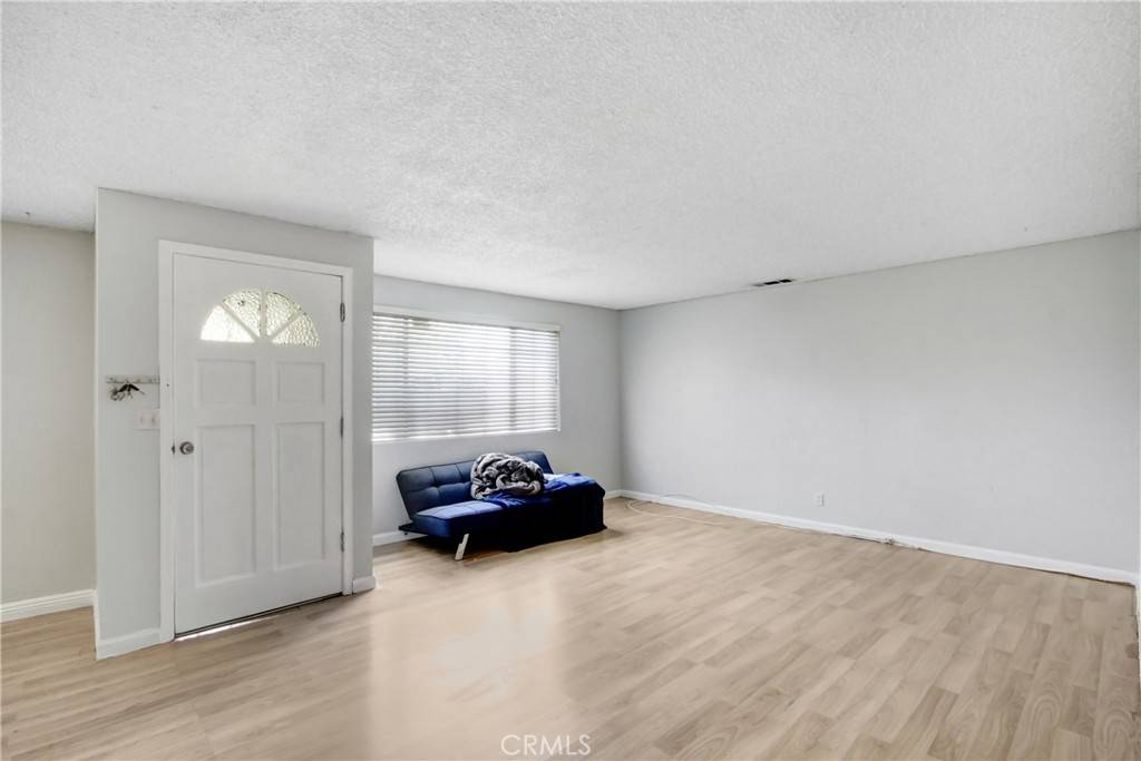 San Jacinto, CA 92583,615 S Hewitt ST