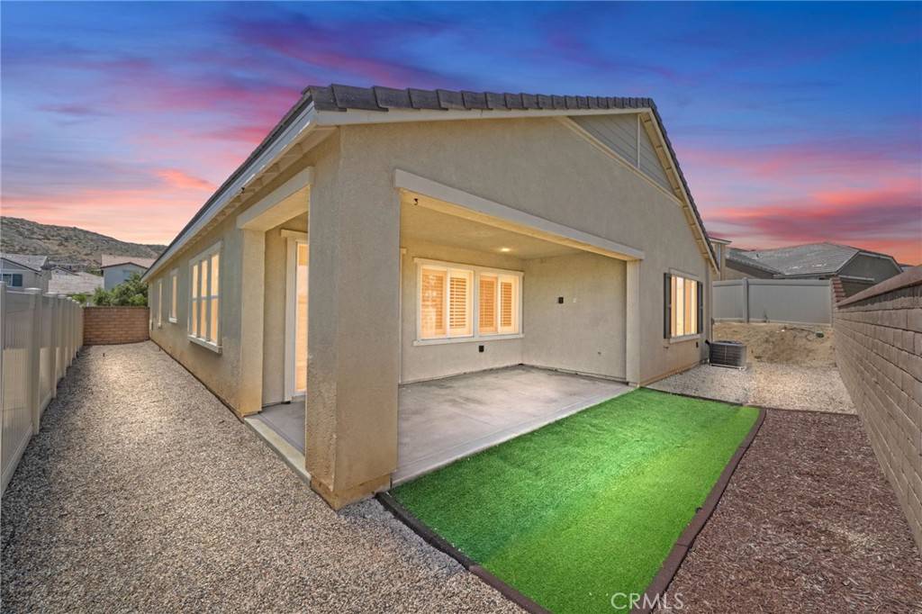Menifee, CA 92584,24848 Coldwater Canyon TRL