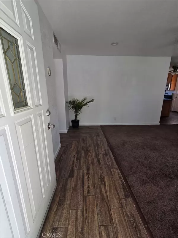 Lancaster, CA 93535,355 Woodlark ST