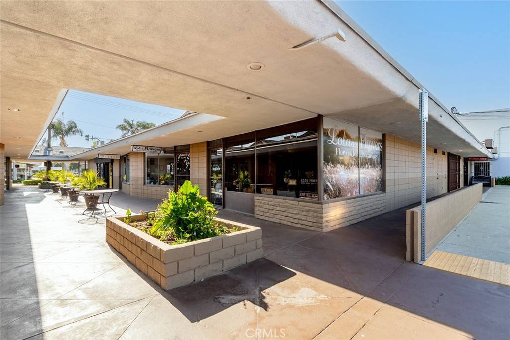 Riverside, CA 92506,6714 Brockton AVE