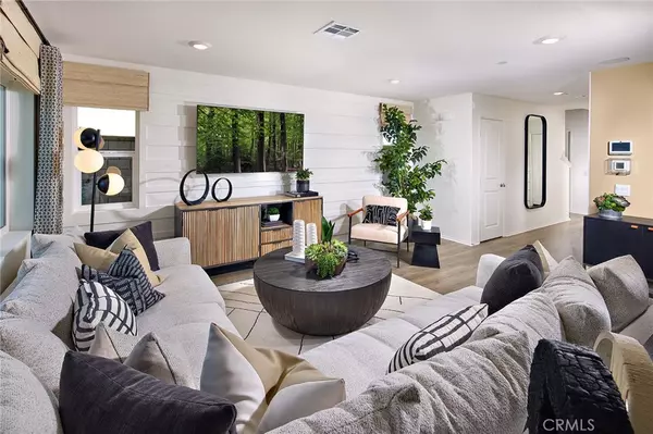 Jurupa Valley, CA 92509,8468 Peachwillow CT