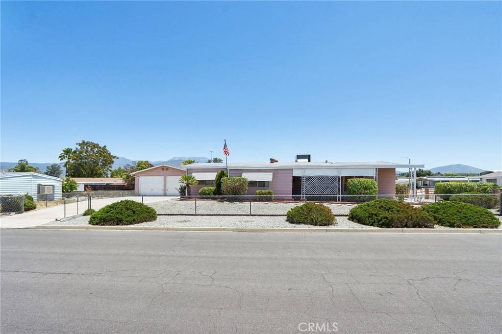 Hemet, CA 92544,43740 Payne Avenue