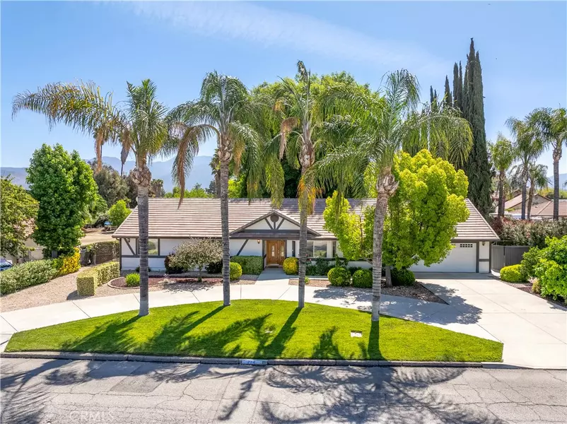 274 N Hemet ST, Hemet, CA 92544