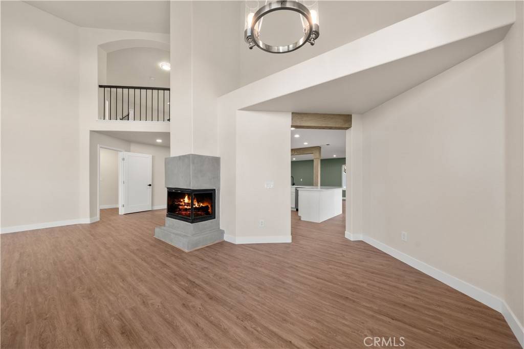 Temecula, CA 92591,31832 Poole CT