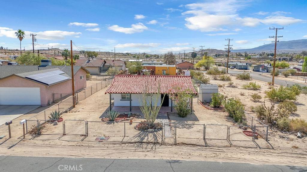 6365 Cahuilla AVE, 29 Palms, CA 92277