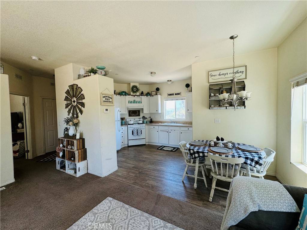 Hemet, CA 92544,31885 Red Mountain RD
