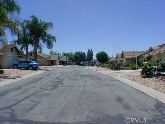 San Jacinto, CA 92583,1412 Colonial WAY