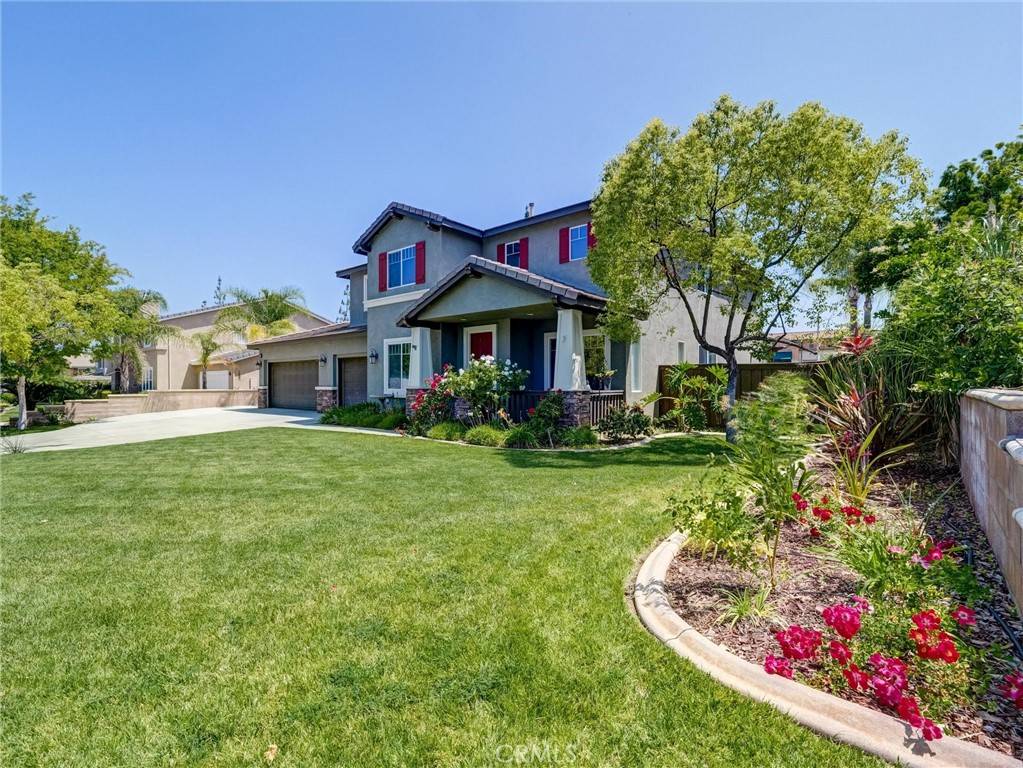 8242 Daisy LN, Riverside, CA 92508
