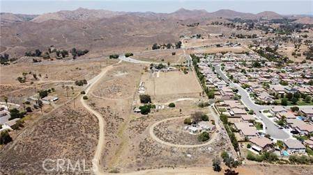 Lake Elsinore, CA 92570,19851 Riverside ST