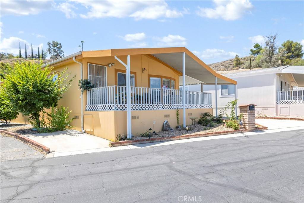 Hemet, CA 92544,44725 E. Florida #132