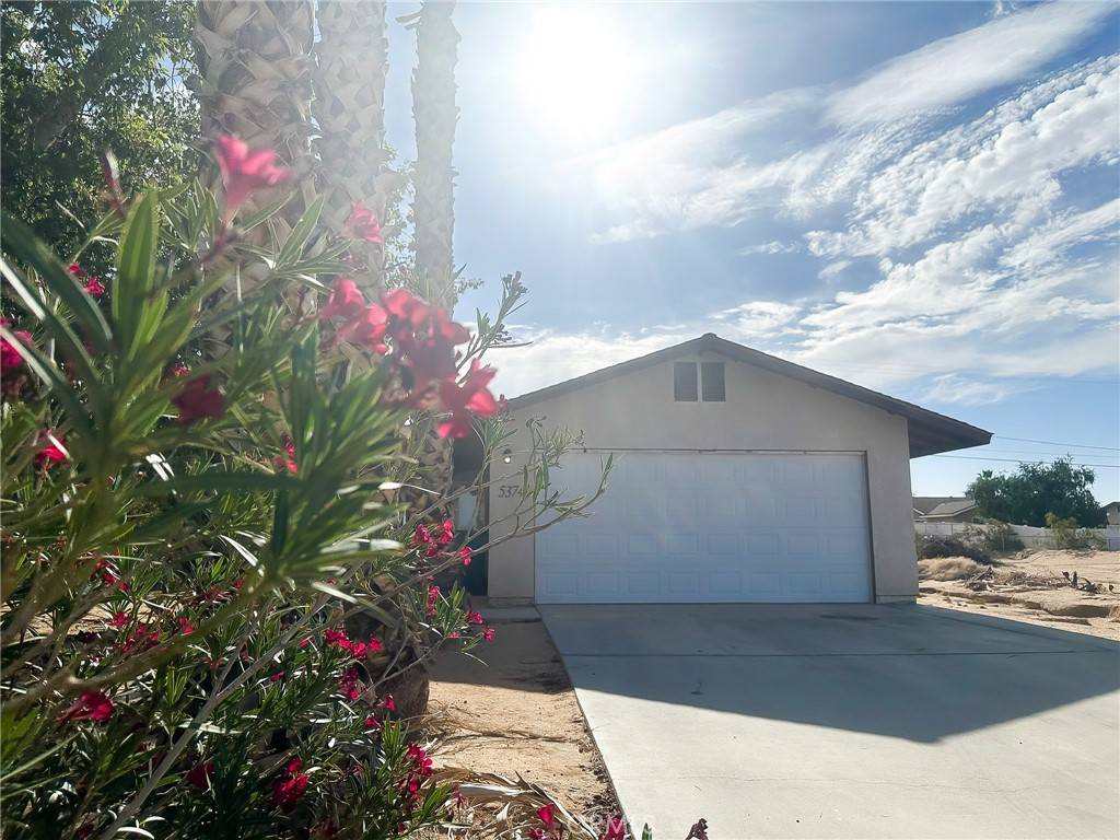 5374 Morongo RD, 29 Palms, CA 92277