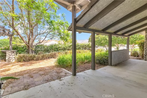 Hemet, CA 92544,3890 English