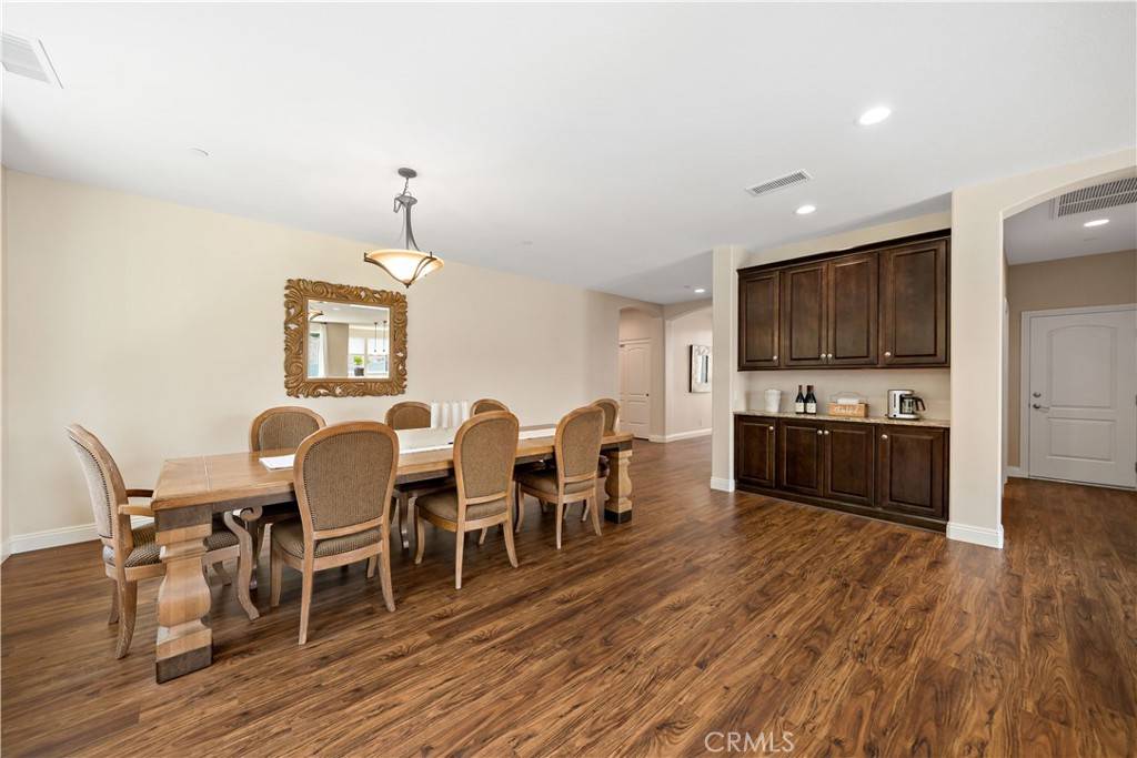 Fallbrook, CA 92028,1408 Devin DR