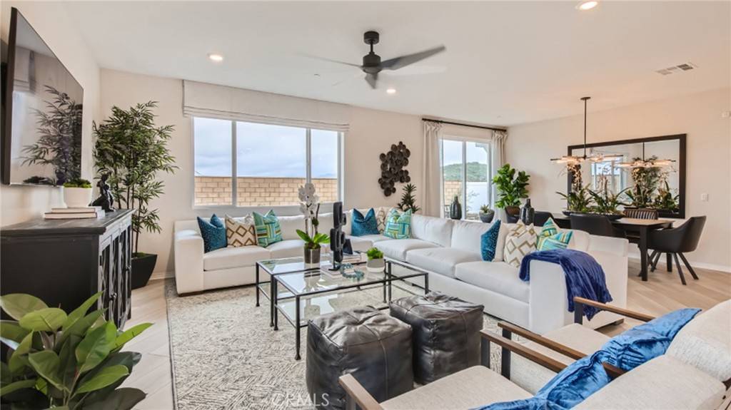Menifee, CA 92585,30008 Pomo Canyon CT