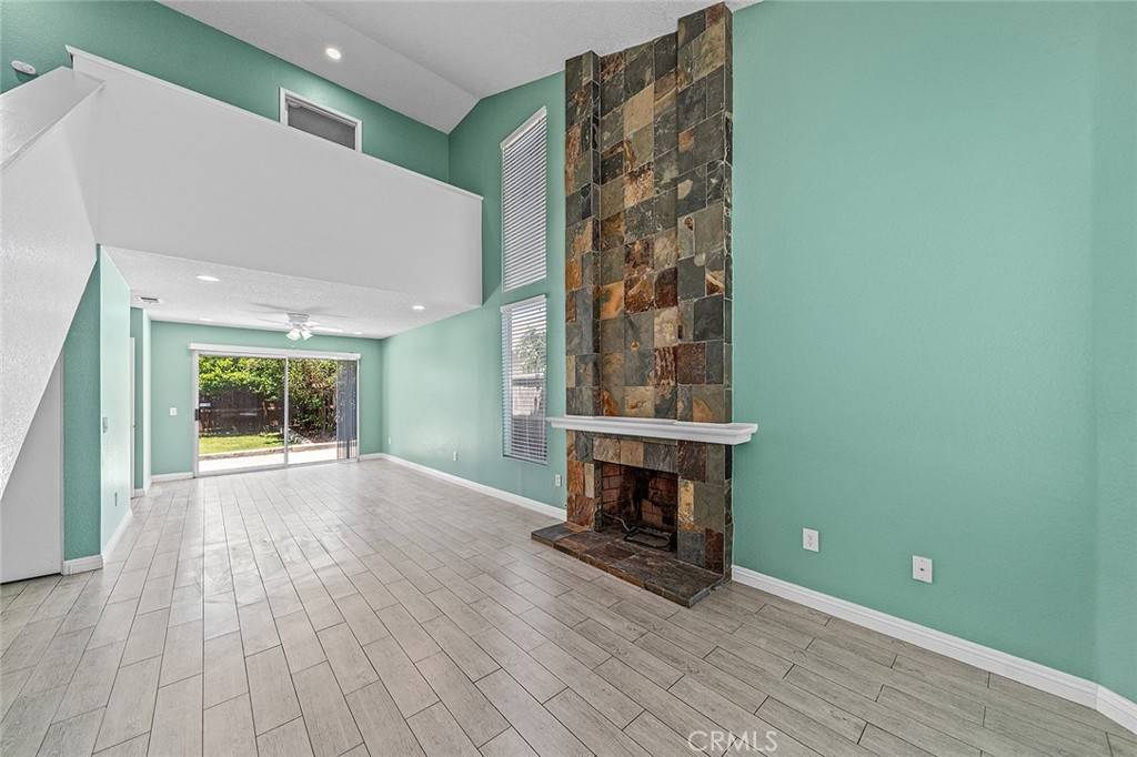 Fontana, CA 92337,11530 Larchwood DR