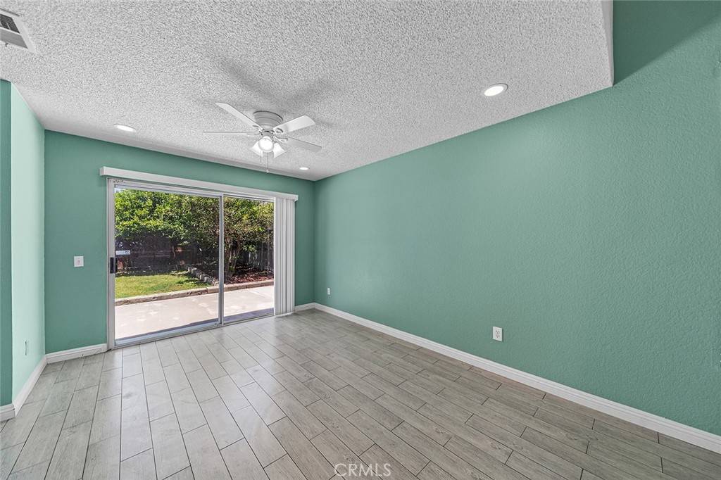 Fontana, CA 92337,11530 Larchwood DR